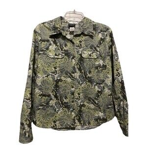 Patagonia Women’s Medium Green Floral Organic Cotton Long Sleeve Button Up Shirt